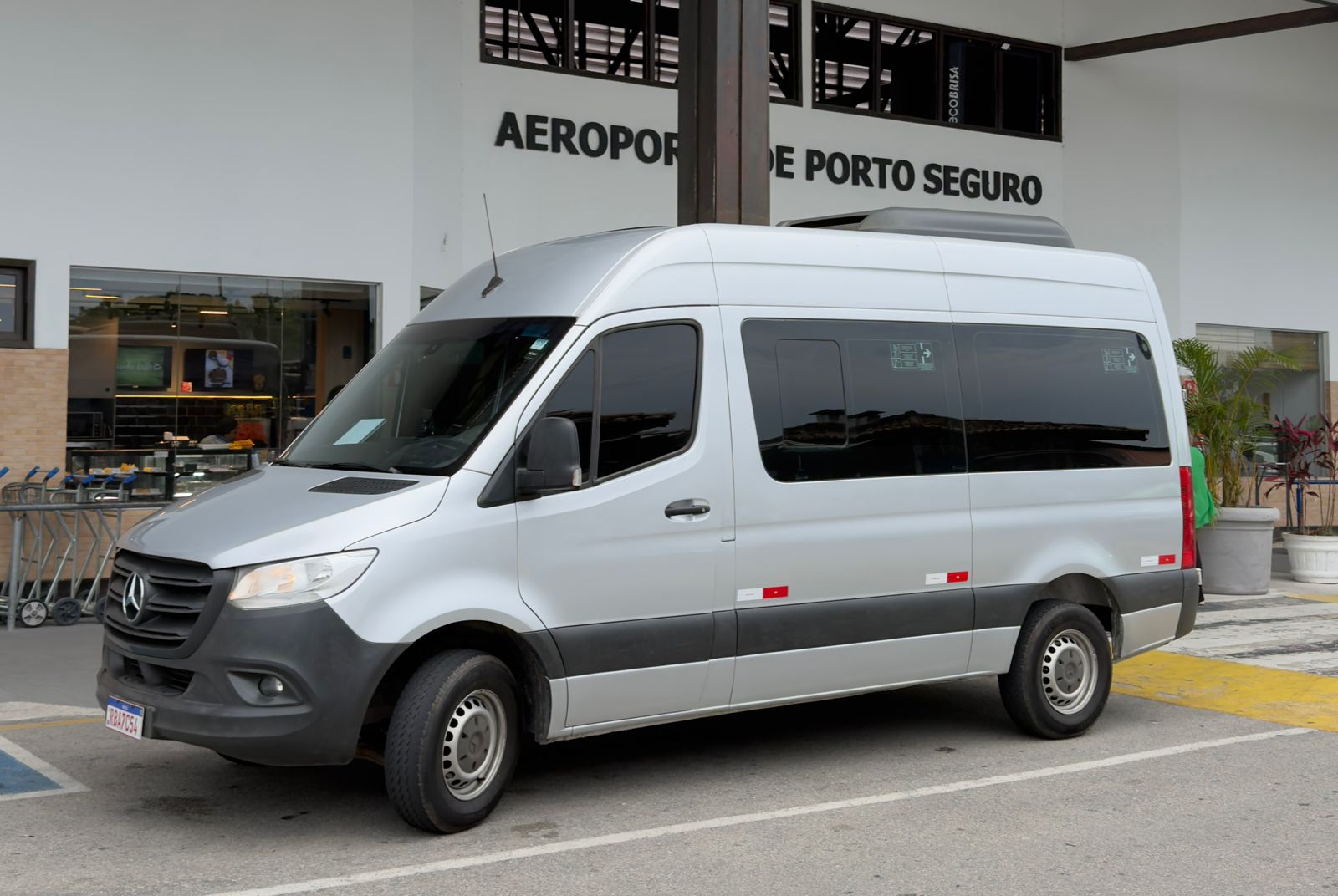 907ij3q (1)